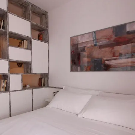 Bligny 39 B Apartman